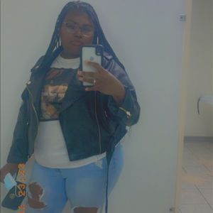 Meet your Posher, Freda